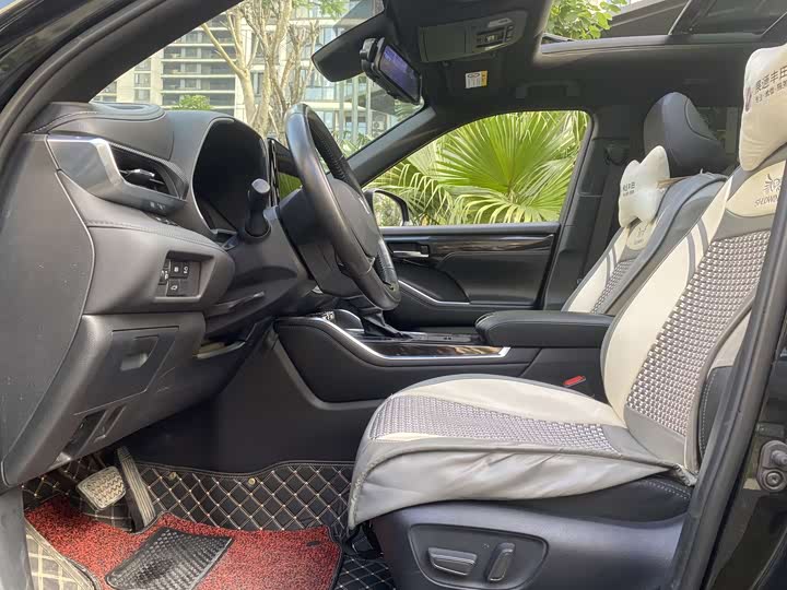 Фото 5 - Toyota Crown Kluger