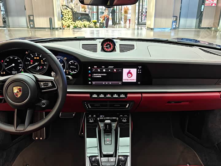 Фото 8 - Porsche 911