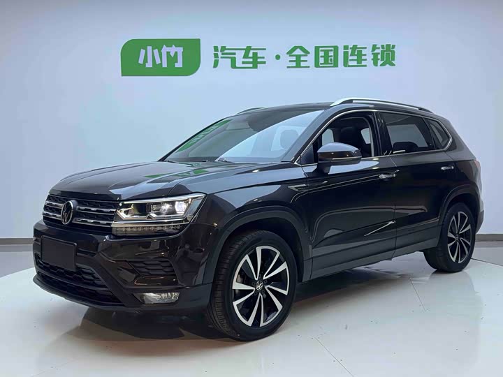 Фото 1 - Volkswagen Tharu