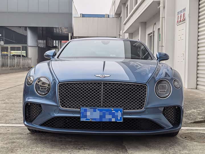 Фото 2 - Bentley Continental GT