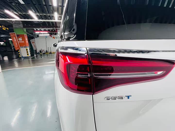 Фото 8 - Buick GL8 ES