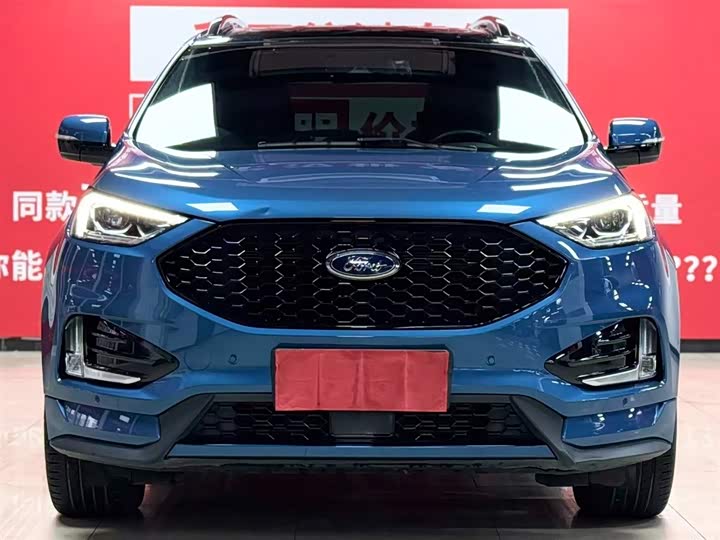 Фото 2 - Ford Edge