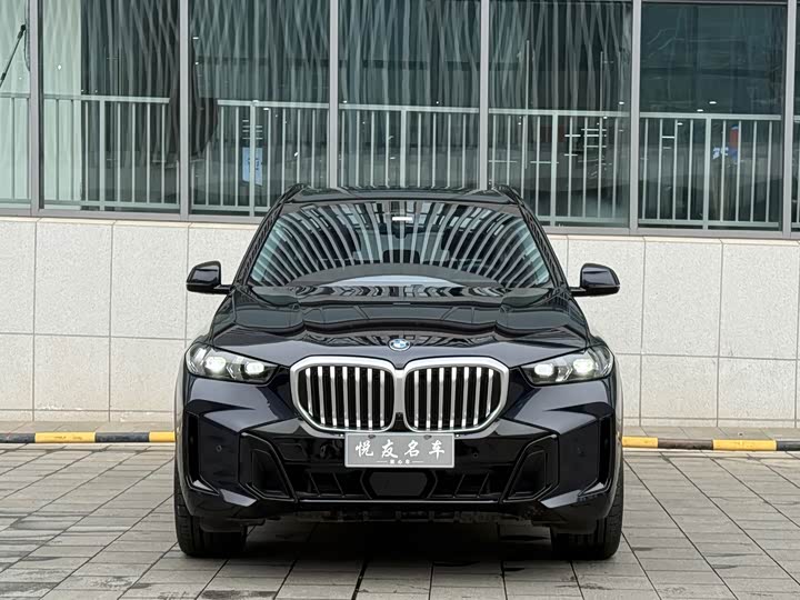 Фото 2 - BMW X5