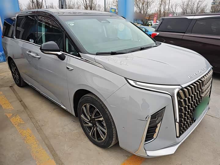 Фото 4 - Maxus G90