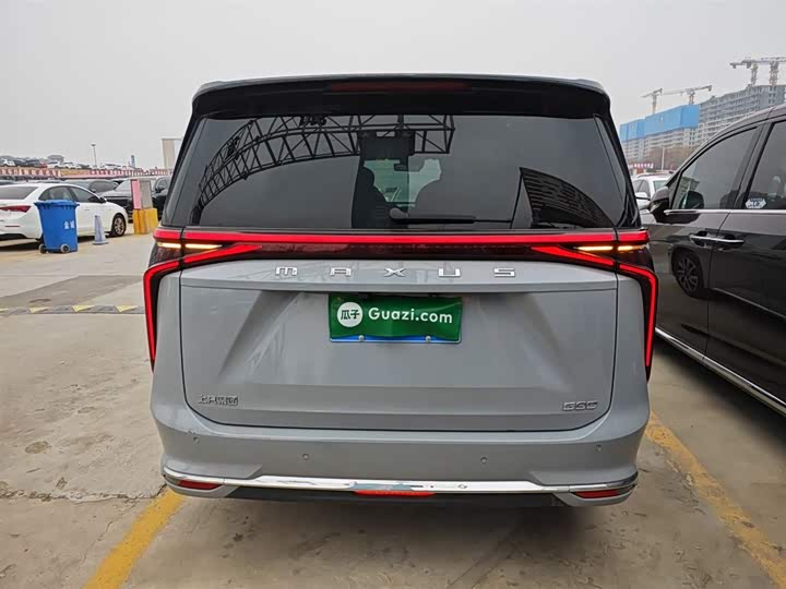 Фото 6 - Maxus G90