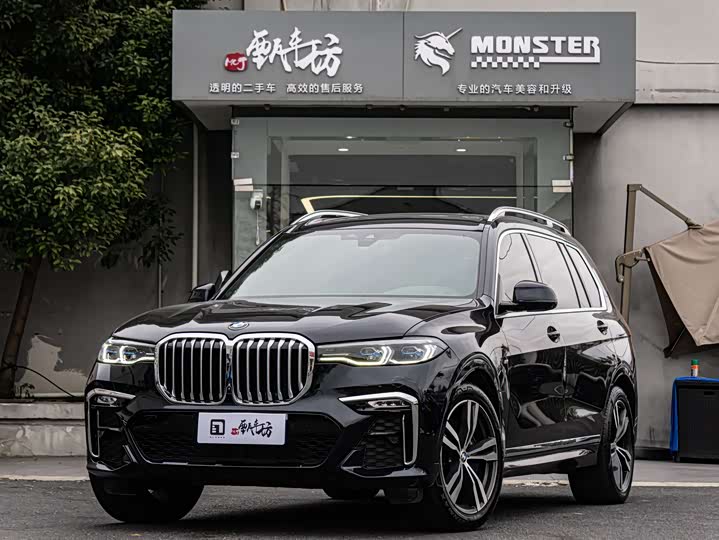 Фото 1 - BMW X7