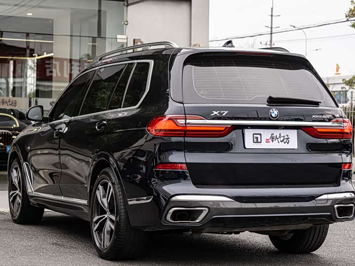 Фото 6 - BMW X7