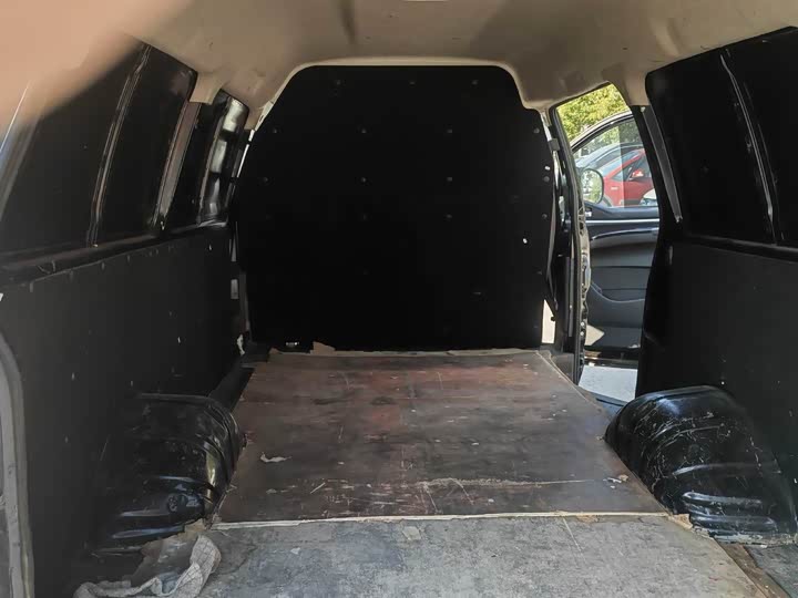 Фото 5 - Dongfeng Forthing Lingzhi M5