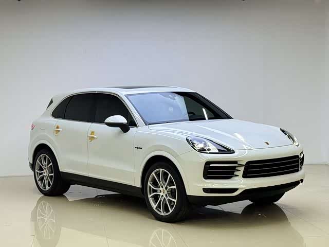 Фото 1 - Porsche Cayenne Hybrid