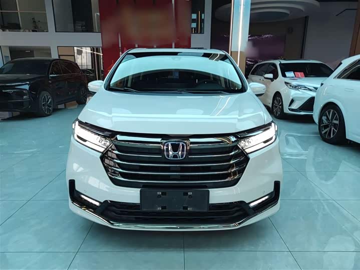 Фото 3 - Honda Odyssey