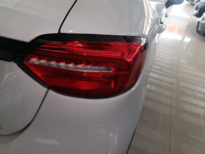 Фото 8 - Leapmotor T03