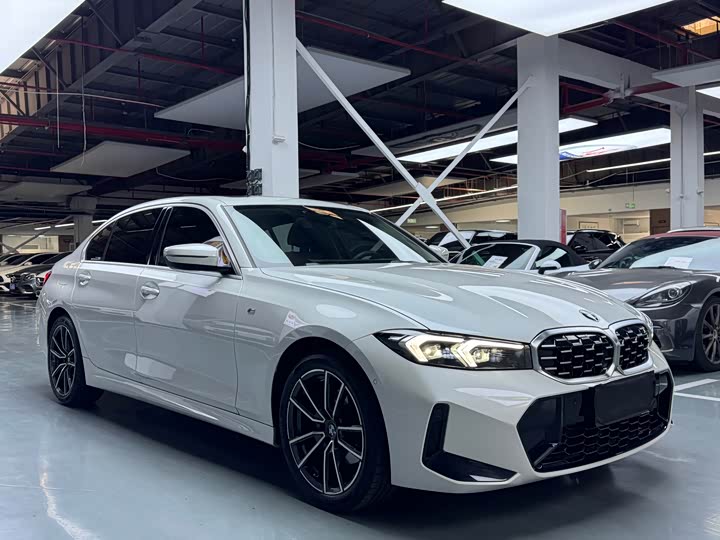 Фото 3 - BMW 3 Series