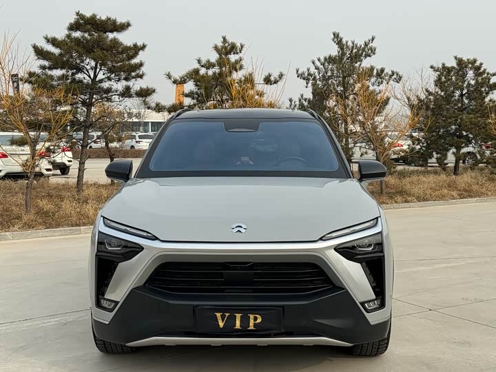 Фото 2 - Nio ES8