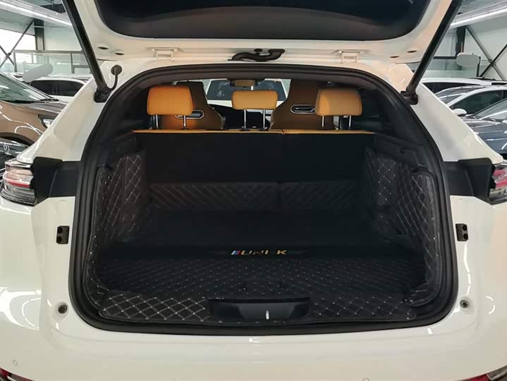 Фото 4 - Changan UNI-K