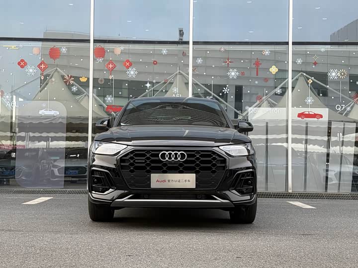 Фото 2 - Audi Q5L