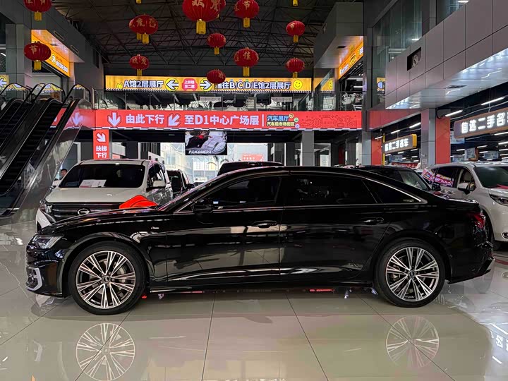 Фото 4 - Audi A6L