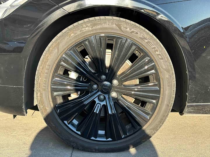 Фото 5 - Volvo S90