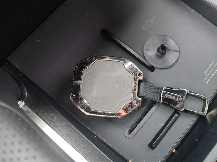 Фото 9 - Jetour T2