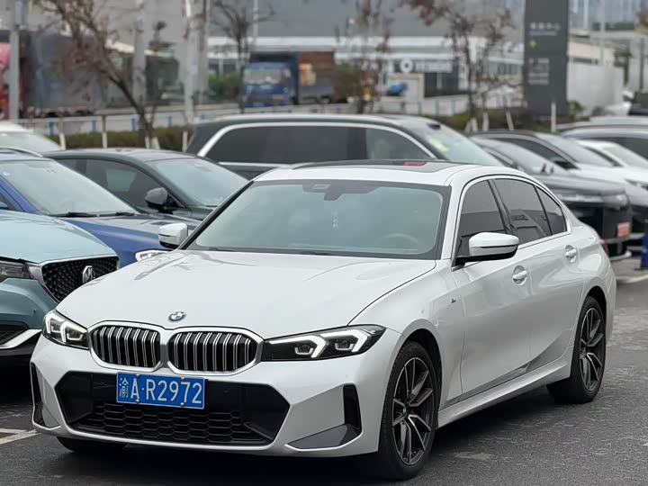 Фото 1 - BMW 3 Series