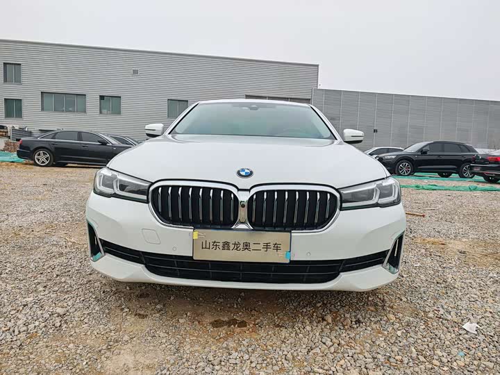 Фото 2 - BMW 5 Series