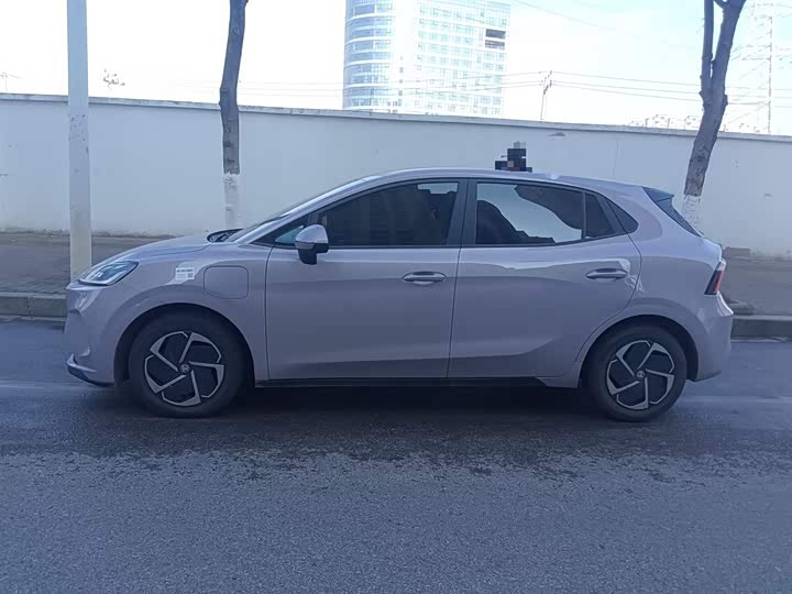 Фото 5 - MG Motor 4 EV