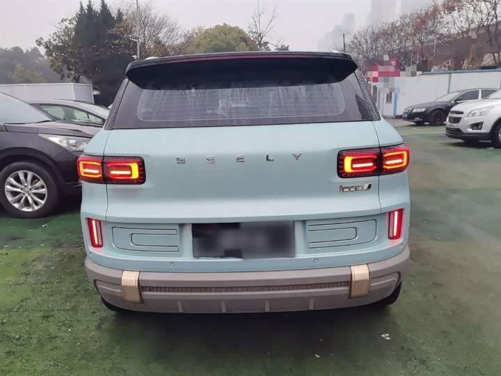 Фото 6 - Geely Icon