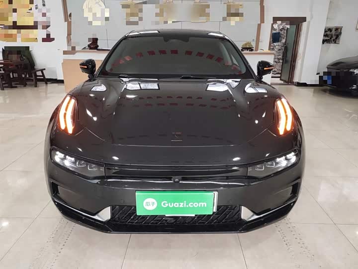 Фото 3 - Zeekr 001