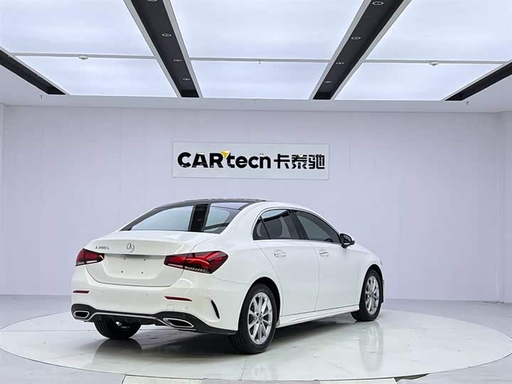 Фото 5 - Mercedes-Benz A-Class