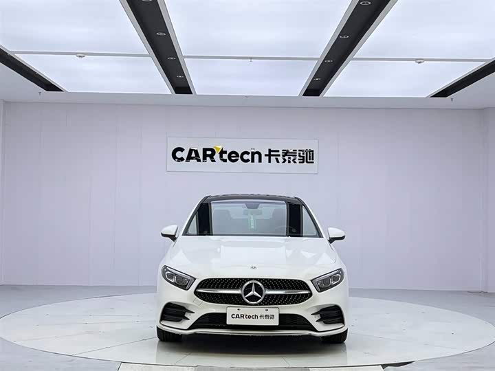 Фото 8 - Mercedes-Benz A-Class