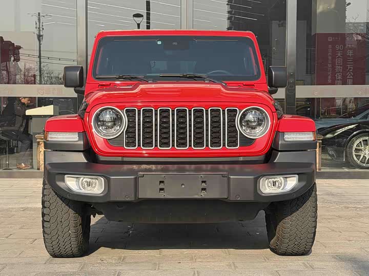 Фото 2 - Jeep Wrangler