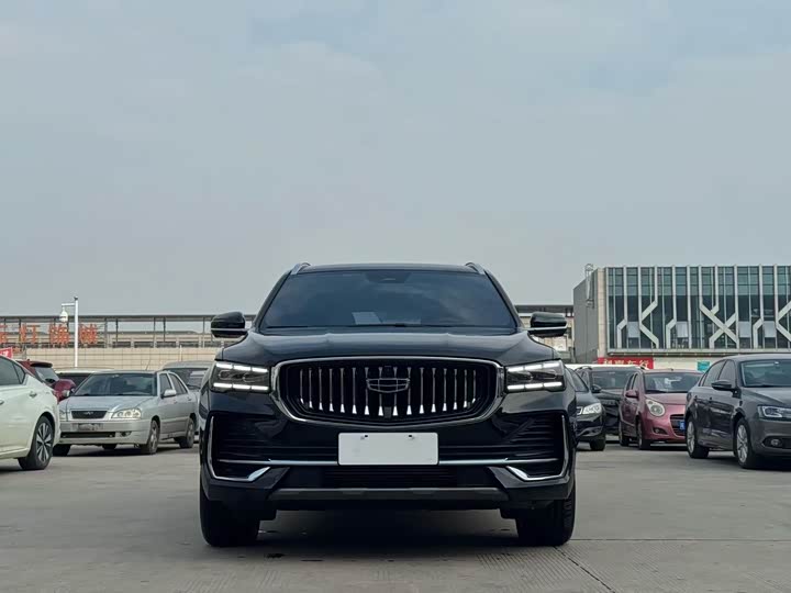 Фото 2 - Geely Monjaro