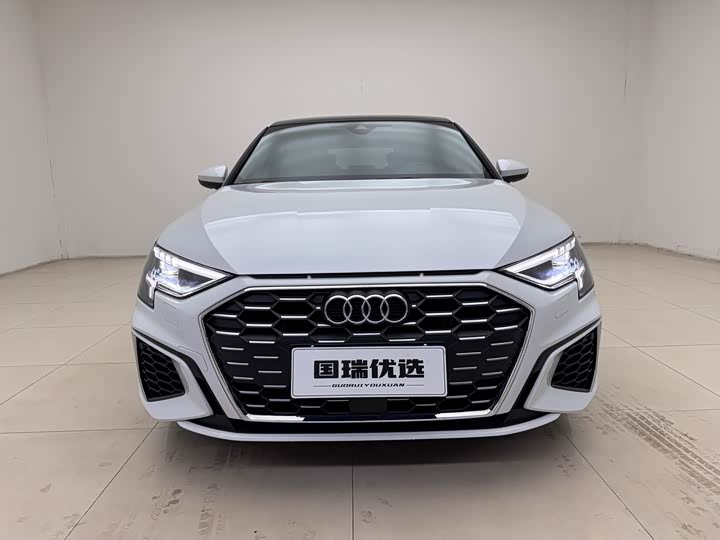 Фото 2 - Audi A3