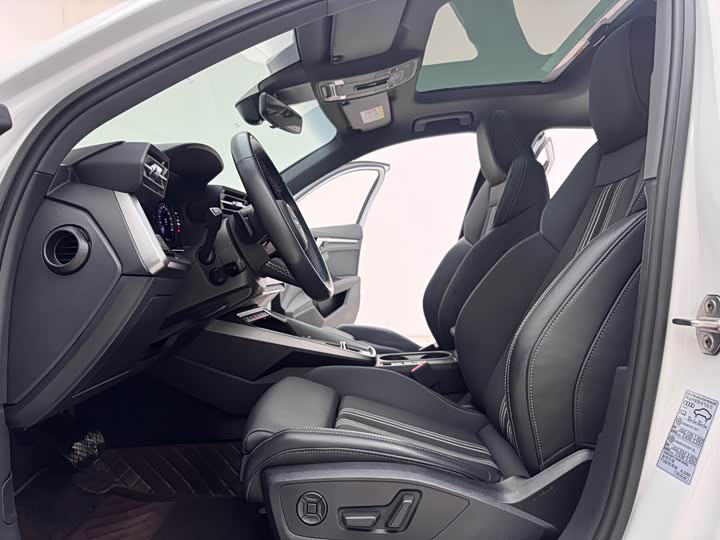 Фото 7 - Audi A3