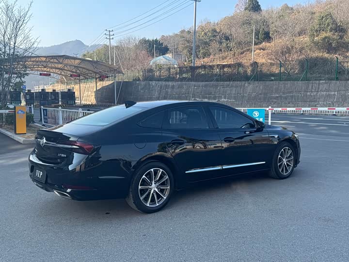 Фото 5 - Buick LaCrosse