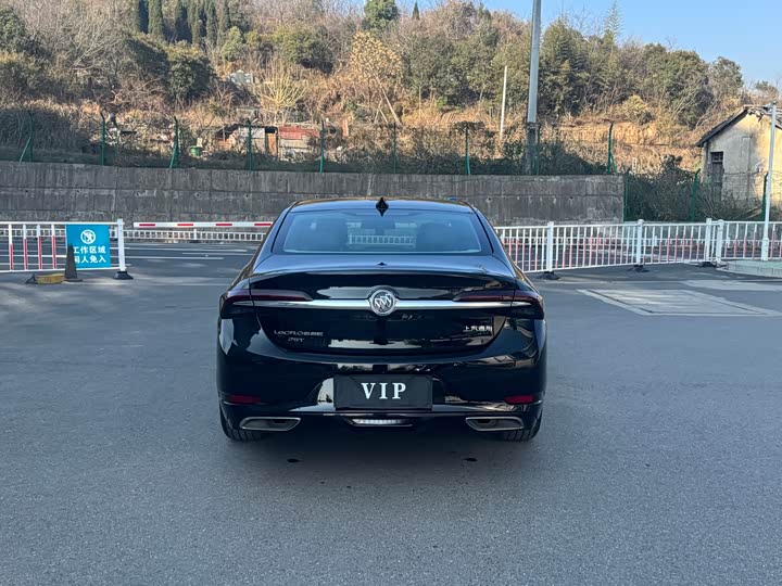 Фото 6 - Buick LaCrosse