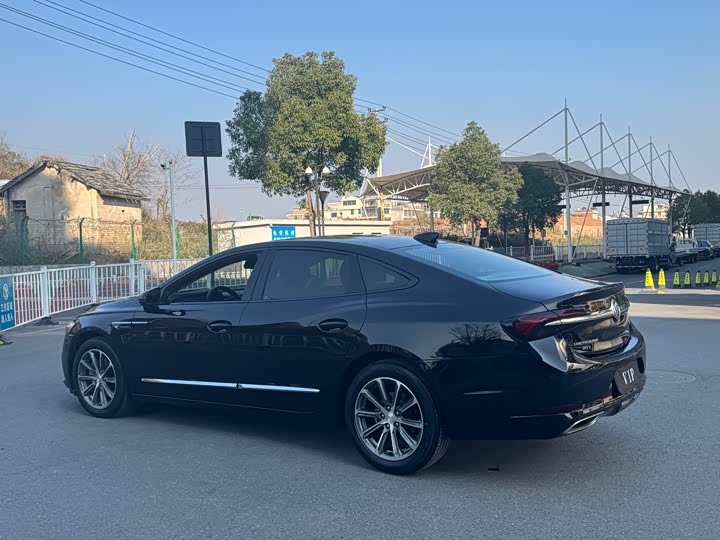 Фото 7 - Buick LaCrosse