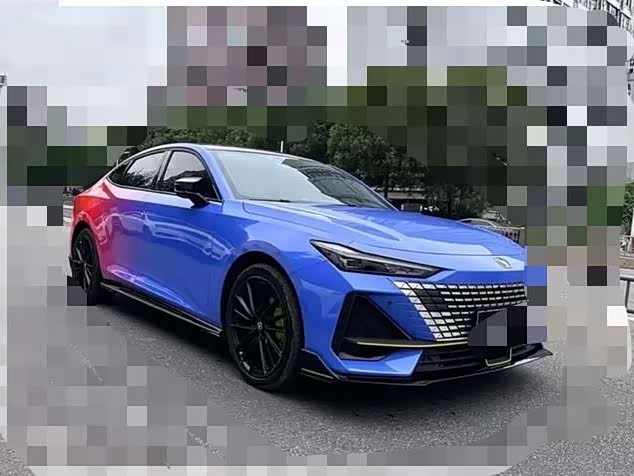 Фото 3 - Changan UNI-V