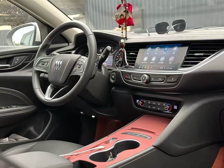 Фото 4 - Buick Regal