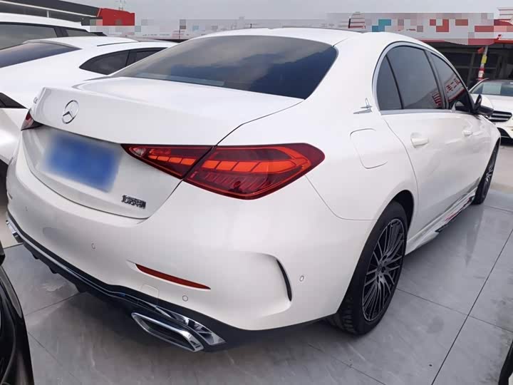 Фото 7 - Mercedes-Benz C-Class