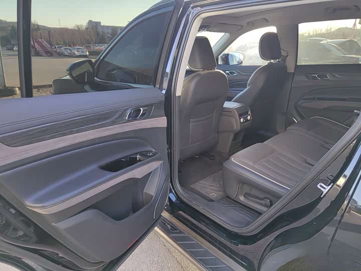 Фото 5 - Ford Equator