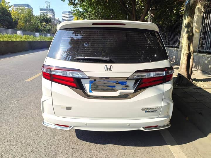 Фото 5 - Honda Odyssey