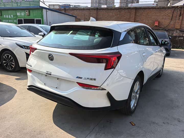 Фото 4 - Buick Velite 6