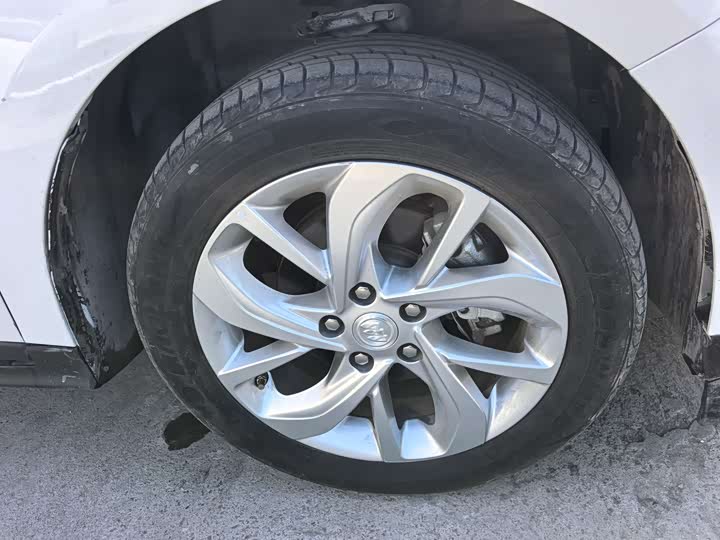 Фото 7 - Buick Velite 6