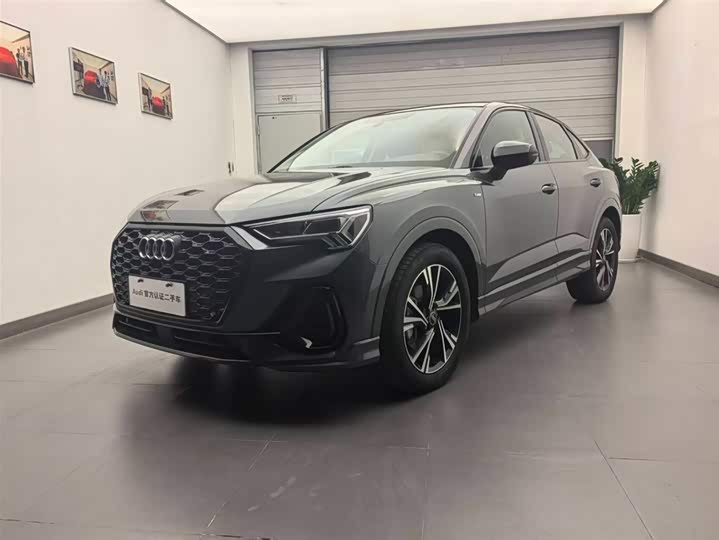 Фото 1 - Audi Q3 Sportback