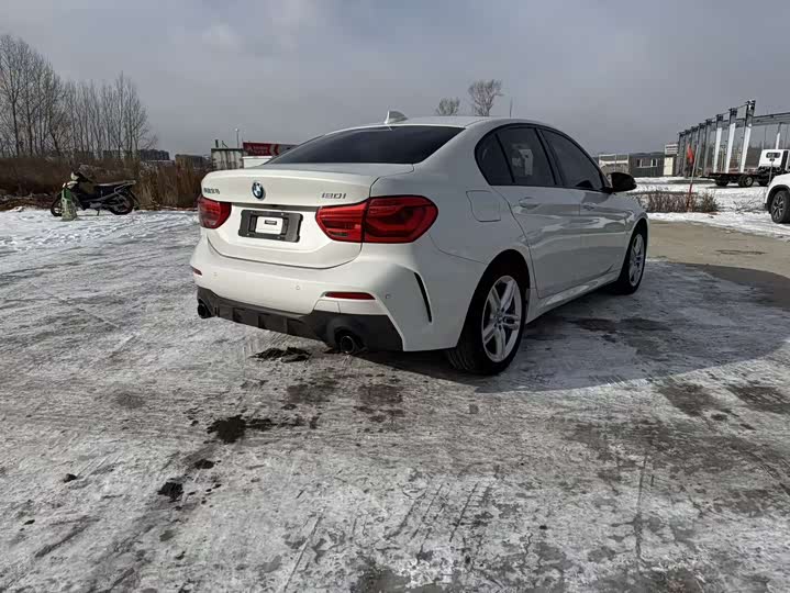 Фото 6 - BMW 1 Series