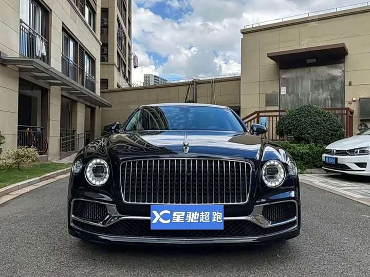 Фото 1 - Bentley Flying Spur