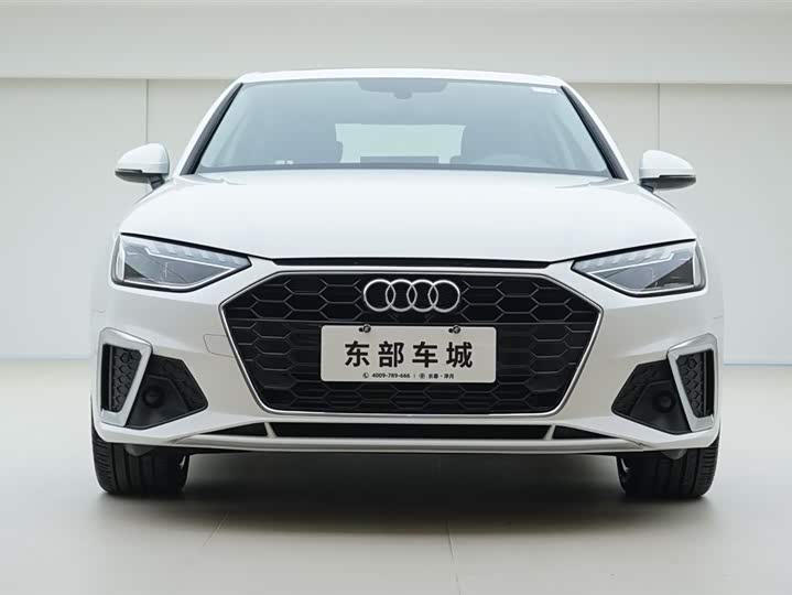 Фото 2 - Audi A4L