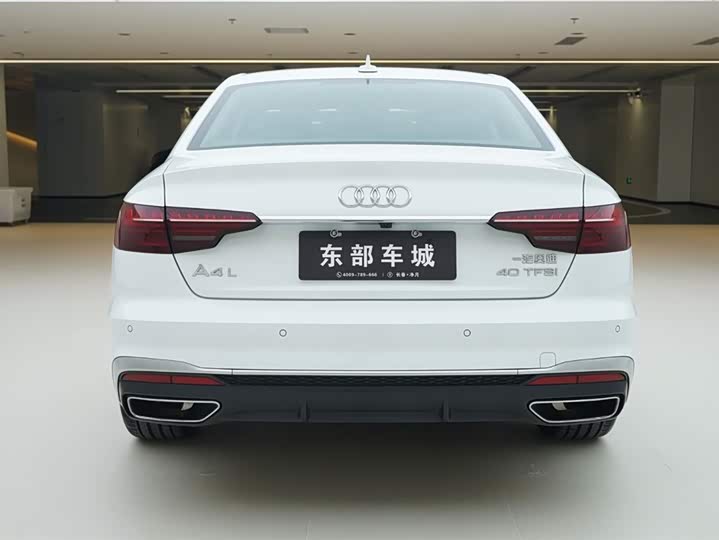 Фото 4 - Audi A4L