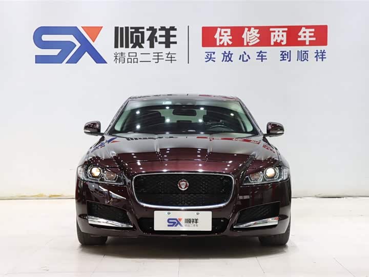 Фото 2 - Jaguar XF L
