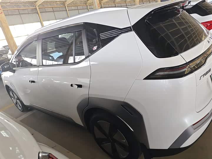 Фото 4 - GAC Aion Y